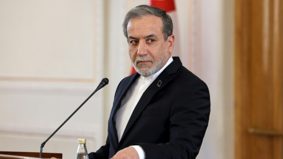 Ir&aacute;n afirma estar dispuesto a negociar con EEUU, pero no bajo "m&aacute;xima presi&oacute;n", dice ministro