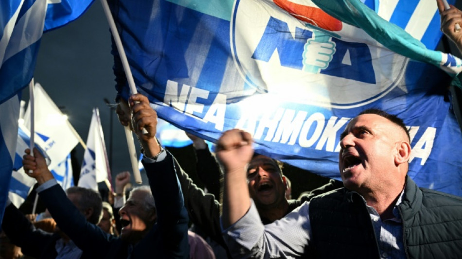 Greece eyes new vote as PM seeks absolute majority