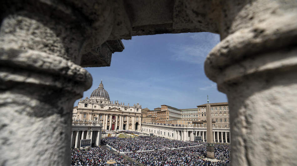 Tanti fedeli verso San Pietro, rafforzati servizi sicurezza