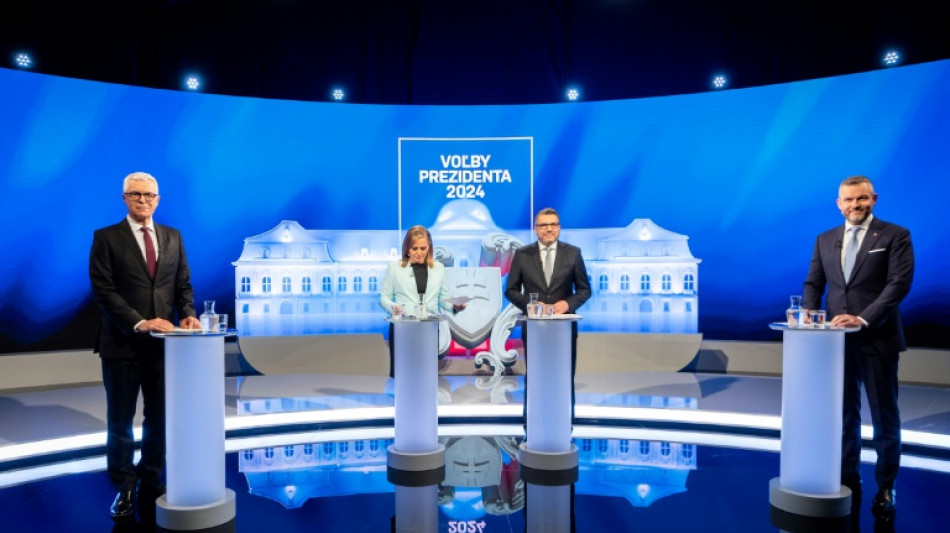 Dividida sobre apoio &agrave; Ucr&acirc;nia, Eslov&aacute;quia escolhe presidente