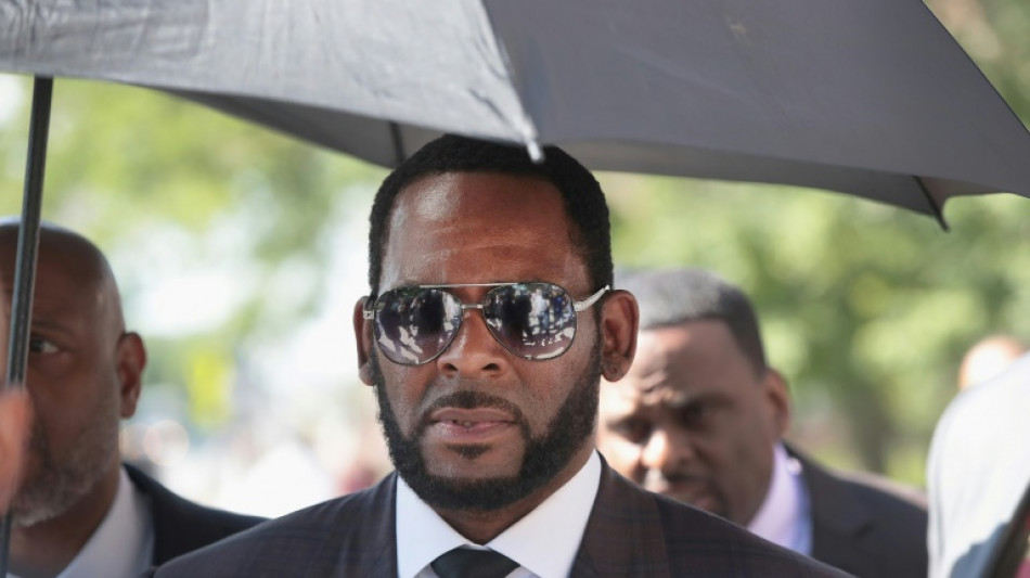 Le chanteur R. Kelly reconnu coupable de p&eacute;dopornographie