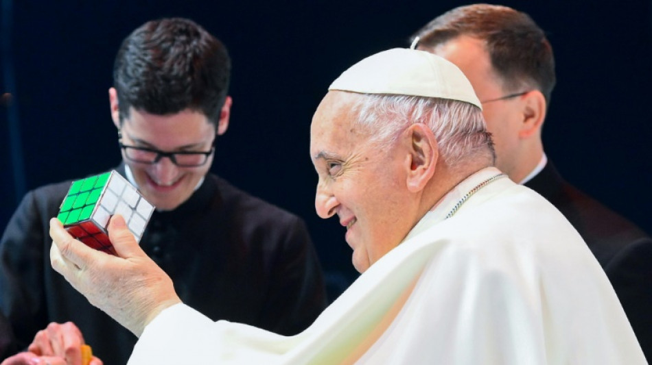 Papst dankt Ungarn f&uuml;r Aufnahme ukrainischer Fl&uuml;chtlinge 