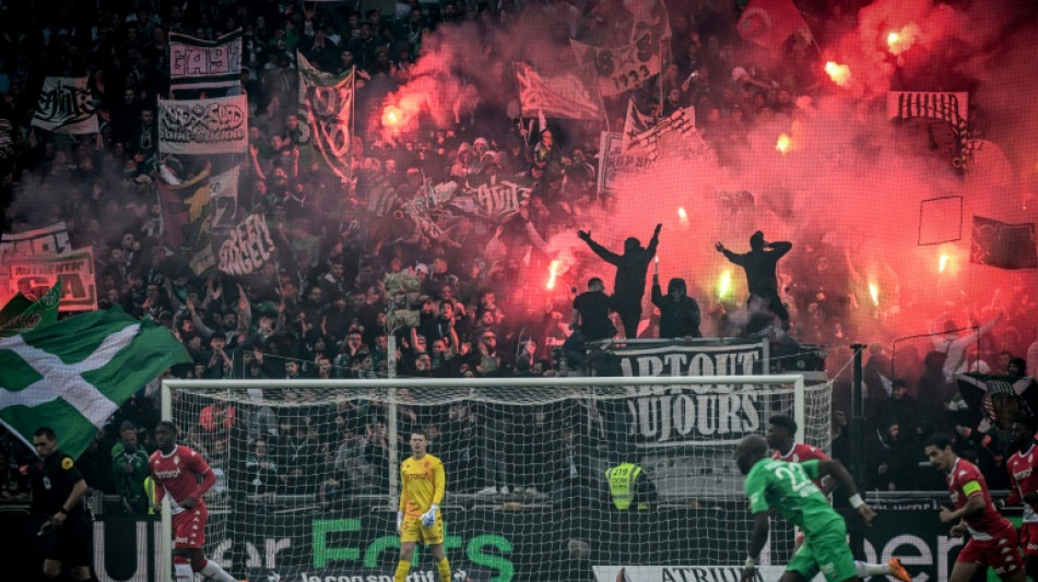 Incidents en L1: fin de saison &agrave; huis clos pour Saint-Etienne
