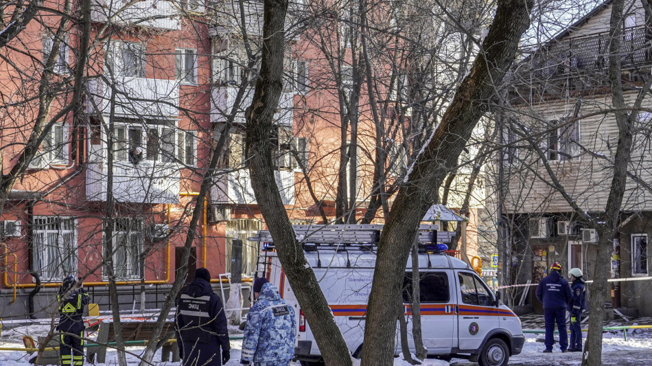 Un morto in Russia per droni ucraini, 19 feriti a Kiev