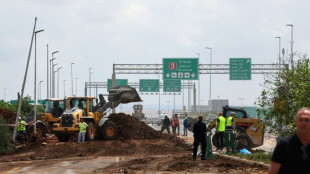 M&iacute;ssil disparado do I&ecirc;men cai perto do aeroporto de Tel Aviv