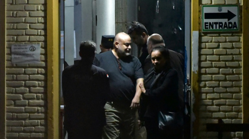 Paraguay: l'opposant "anti-syst&egrave;me" Cubas, 3e &agrave; la pr&eacute;sidentielle, interpell&eacute;