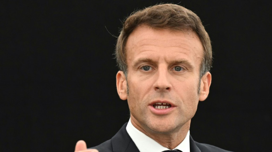 Automobile: Macron annonce une hausse du bonus &agrave; 7.000 euros pour la moiti&eacute; des m&eacute;nages