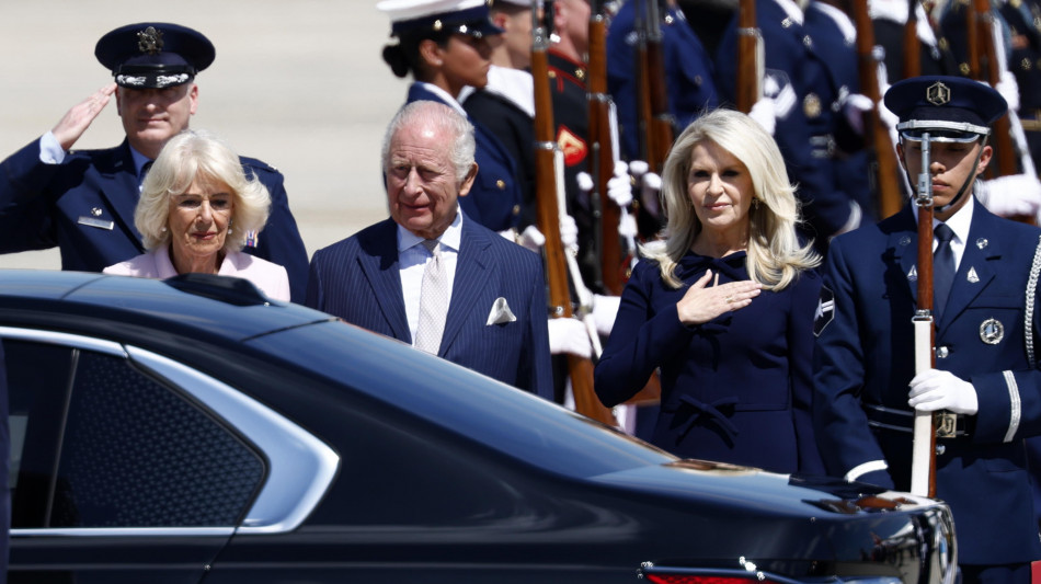 Re Carlo e Camilla alla Casa Bianca, ricevuti da Trump e Melania