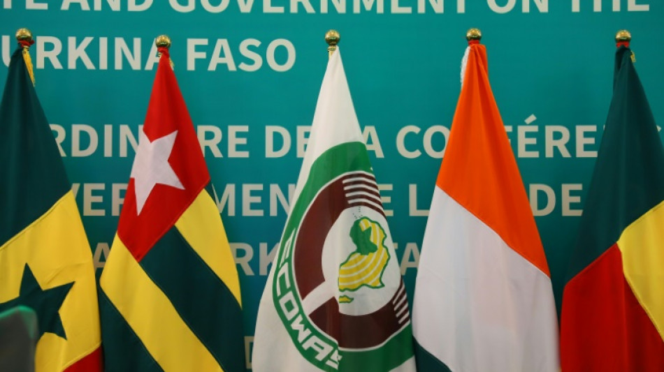 Cumbre de dirigentes de &Aacute;frica Occidental descarta nuevas sanciones a Burkina Faso