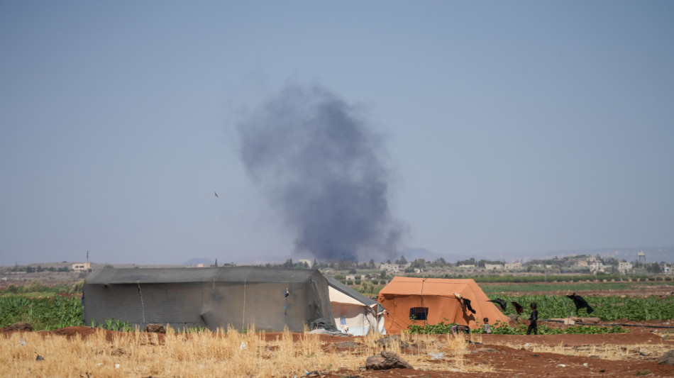 Ong, il bilancio delle violenze in Siria sfiora i mille morti