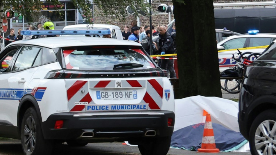 T&ouml;dlicher Messerangriff auf Lehrer in Frankreich 