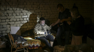 Ukraine: Zelensky accuse la Russie de "g&eacute;nocide" dans le Donbass