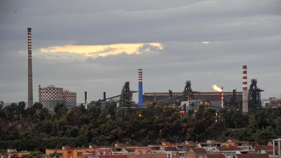 Mimit autorizza commissari ex Ilva a negoziare con Baku