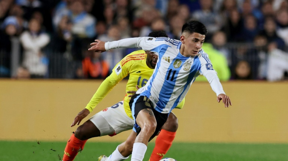 Atlético de Madrid anuncia acordo com Botafogo para contratar Thiago Almada