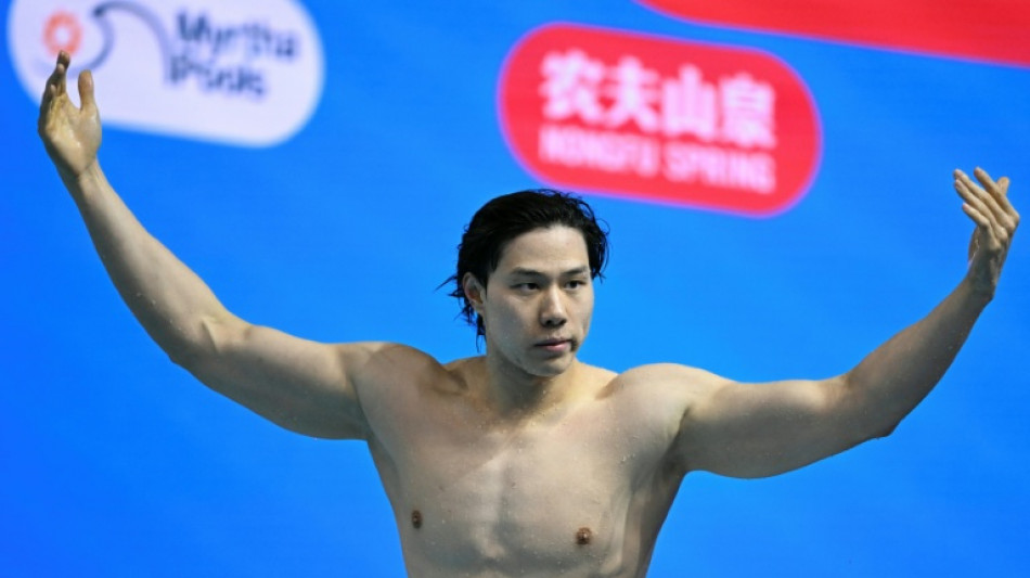Miracle man Qin wins second worlds gold ahead of blockbuster