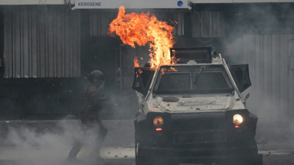 M&aacute;s de 50 detenidos en choques con la polic&iacute;a en marcha por las v&iacute;ctimas de dictadura en Chile