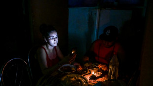 Sous la chaleur de l'&eacute;t&eacute;, les Cubains accabl&eacute;s par les coupures de courant