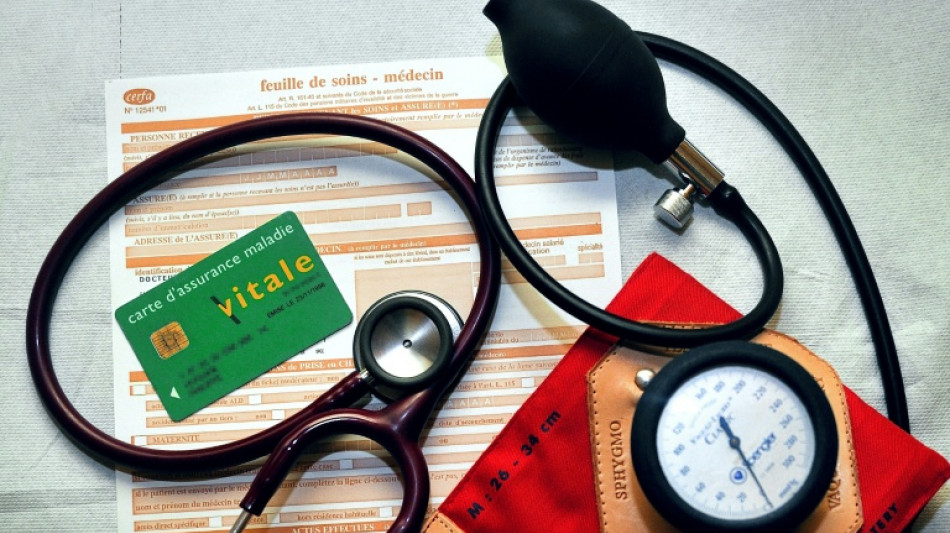 Pour r&eacute;duire les d&eacute;passements d'honoraires m&eacute;dicaux, un rapport recommande de les plafonner