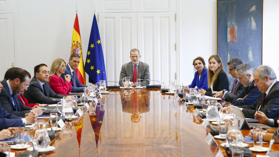 Sanchez, 'servizio elettrico ripristinato, notte intensa'