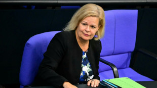 Bundestag ber&auml;t Sicherheitspaket - Union pocht weiter auf Zur&uuml;ckweisungen