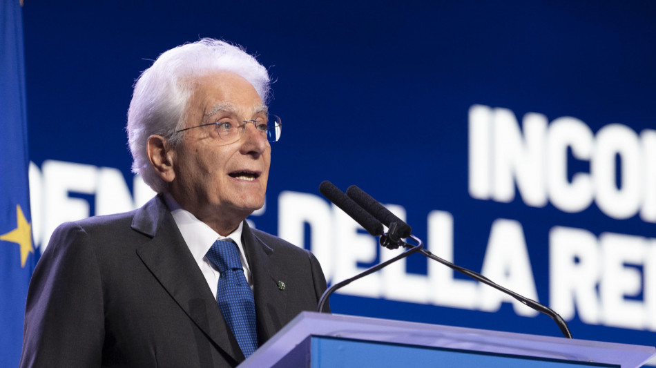 Mattarella, media e scuola essenziali per cultura della legalit&agrave;