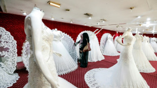 Versuchter Brautkleiddiebstahl bei Anprobe besch&auml;ftigt Polizei in Duisburg