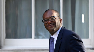 Reino Unido contempla suprimir los l&iacute;mites a los bonos para banqueros