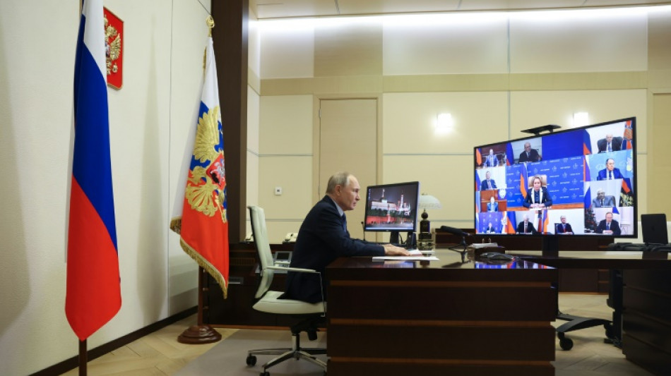 Putin est&aacute; abierto a hablar con Trump, dice el Kremlin