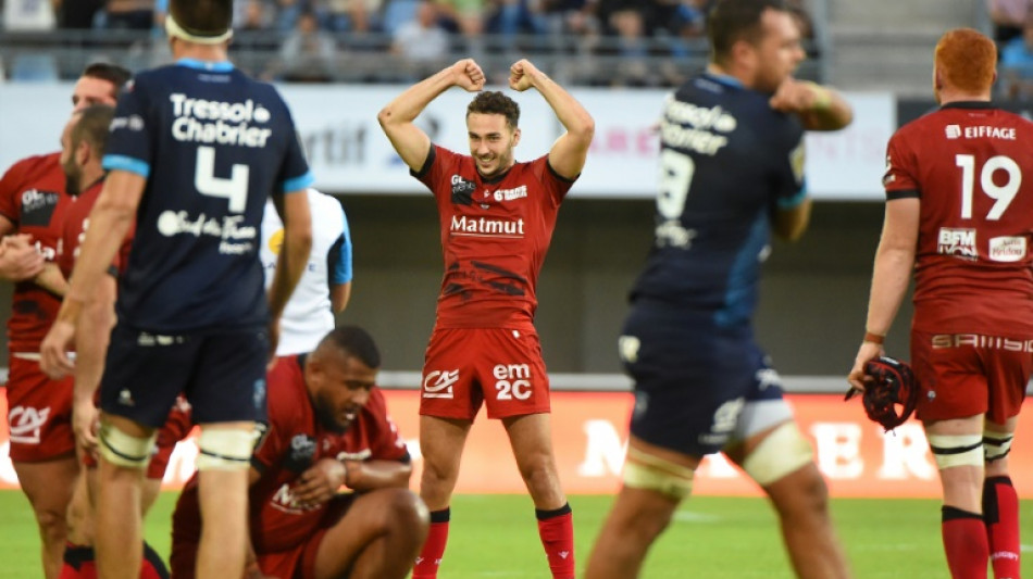 Top 14: Toulouse s'&eacute;chappe, Lyon surprend, le Stade fran&ccedil;ais d&eacute;tonne