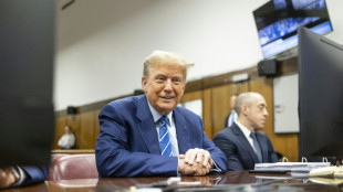 Juiz seleciona 7 jurados e adverte Trump que n&atilde;o tolerar&aacute; intimida&ccedil;&otilde;es no julgamento em NY