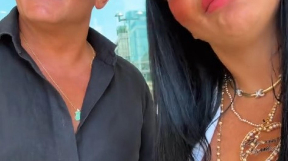 Tiktoker in Consiglio, Calenda espelle consigliere campano