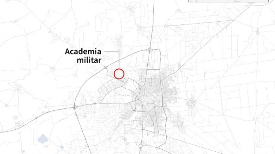 Ataque contra academia militar deixa mais de 100 mortos na S&iacute;ria, diz ONG