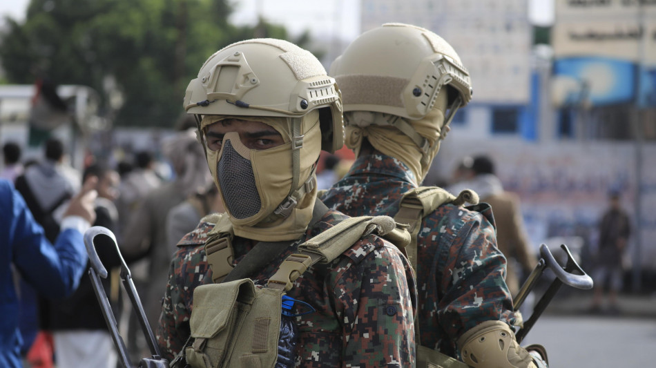 Sirene a Tel Aviv per lancio di un missile dallo Yemen