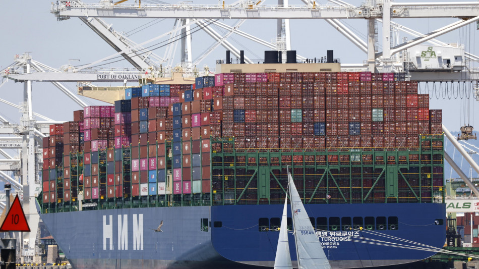 Fonti Ue, improbabile intesa con Usa sui dazi in settimana