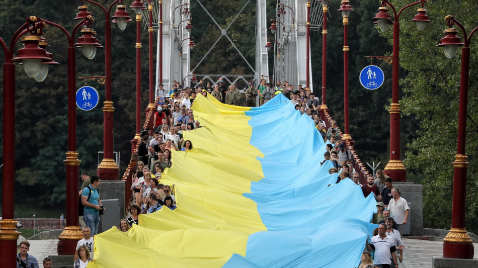 Media Kiev, 'un vertice disgustoso, vittoria totale di Putin'