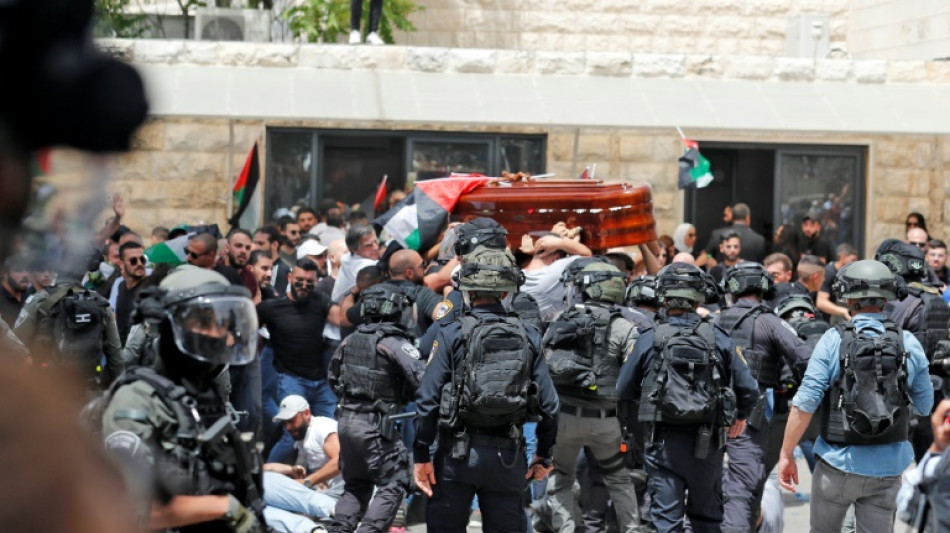 Baerbock "ersch&uuml;ttert" &uuml;ber Gewalt bei Beisetzung von Al-Dschasira-Journalistin