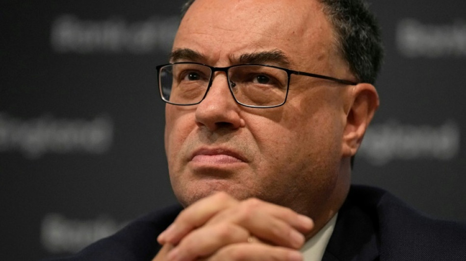 La Banque d'Angleterre maintient ses taux, mais des baisses se profilent &agrave; l'horizon