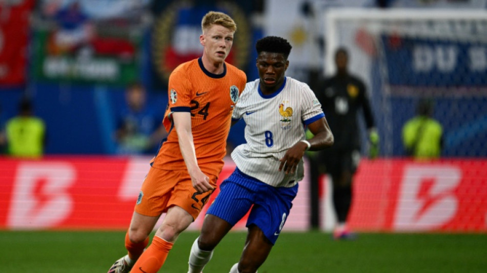 Euro-2024/France: Tchouam&eacute;ni a mis les bouch&eacute;es doubles