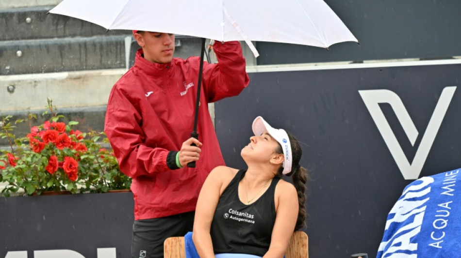 Qualifier Osorio stuns Garcia at Italian Open