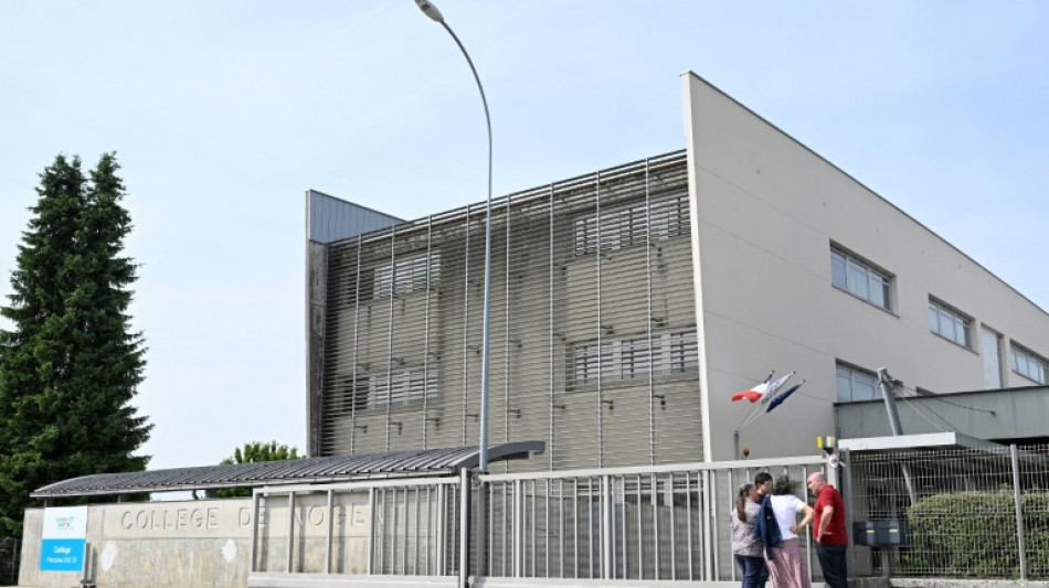 T&ouml;dliche Messerstiche eines 14-J&auml;hrigen: Schweigeminute an Frankreichs Schulen