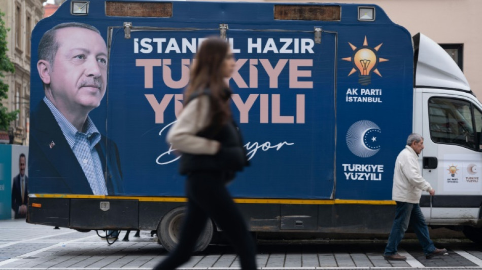 Erdogan reaparece en p&uacute;blico en Estambul tras d&iacute;as de ausencia por enfermedad