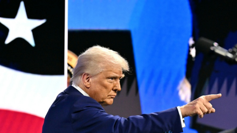 Trump tacha a la agencia de noticias AP de "organizaci&oacute;n de izquierda radical"