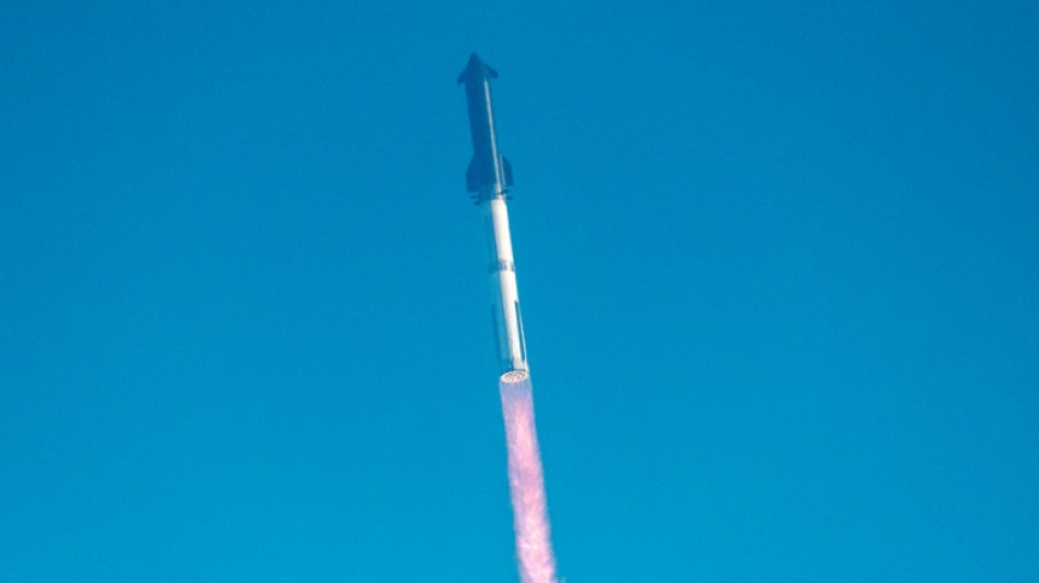 Neunter Testflug missgl&uuml;ckt: SpaceX-Rieserakete explodiert &uuml;ber Indischem Ozean