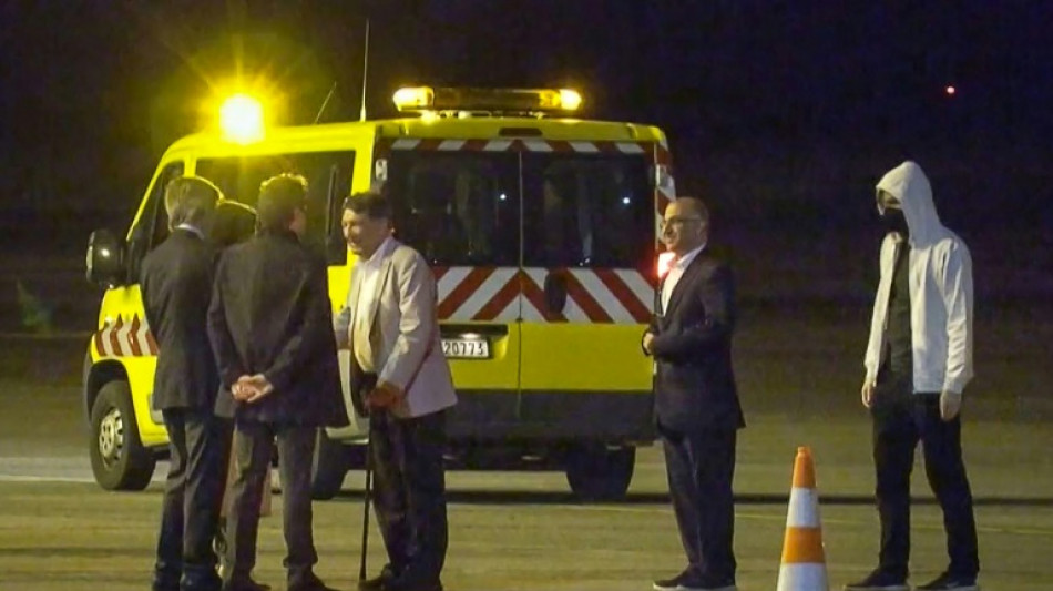 Llegan a sus pa&iacute;ses de origen los tres europeos liberados por Ir&aacute;n