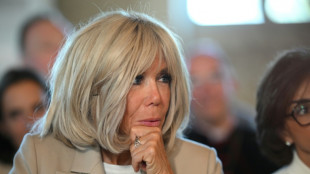 Dix personnes jug&eacute;es &agrave; Paris pour avoir cyberharcel&eacute; Brigitte Macron
