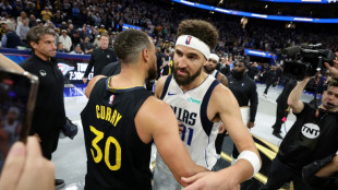 NBA: Curry g&acirc;che la f&ecirc;te de Thompson, retour perdant d'Embiid