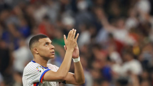 Madrid si prepara per Mbapp&eacute;, in 85mila al Bernabeu
