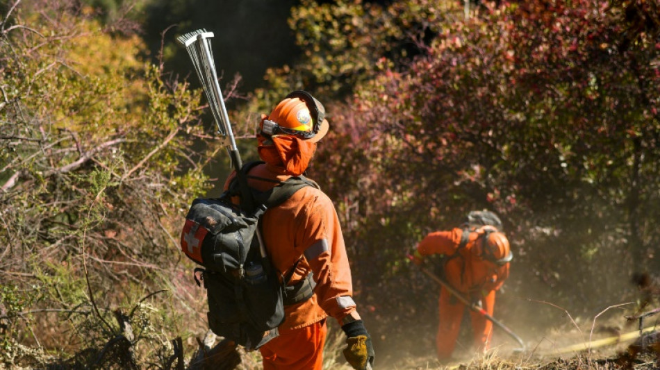 Presos buscan redimirse en el combate a los incendios de Los &Aacute;ngeles