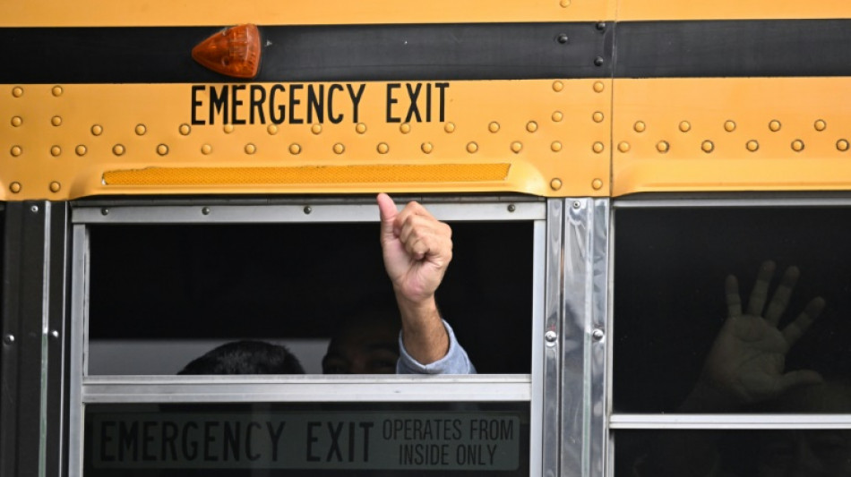 "&iexcl;Viva Nicaragua libre!": presos liberados aliviados al llegar a Guatemala