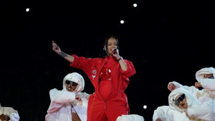 Rihanna revient sur sc&egrave;ne, au Super Bowl, de nouveau enceinte 